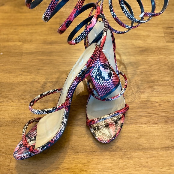 Sugar Women's Belleza Spiral Strap Sandals 8 - Picture 1 of 8